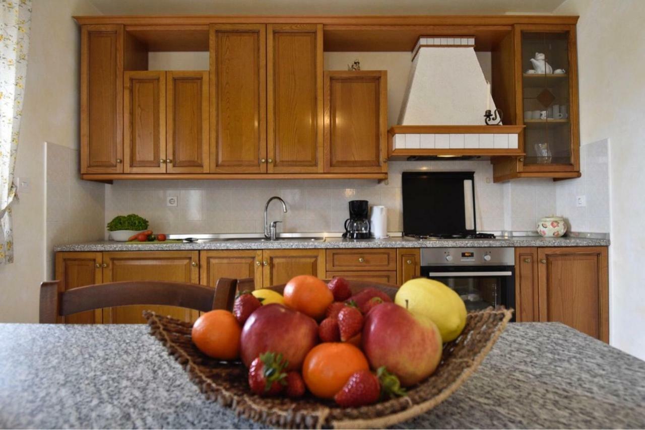 Kuca Legovic Villa Kastelir Ngoại thất bức ảnh